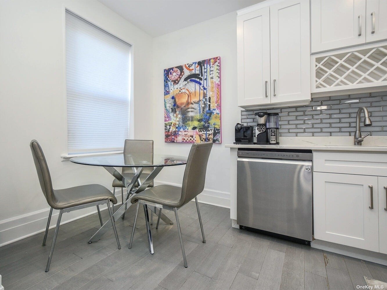 Photo 7 of 13 of 37 Brompton Rd 3D co-op property