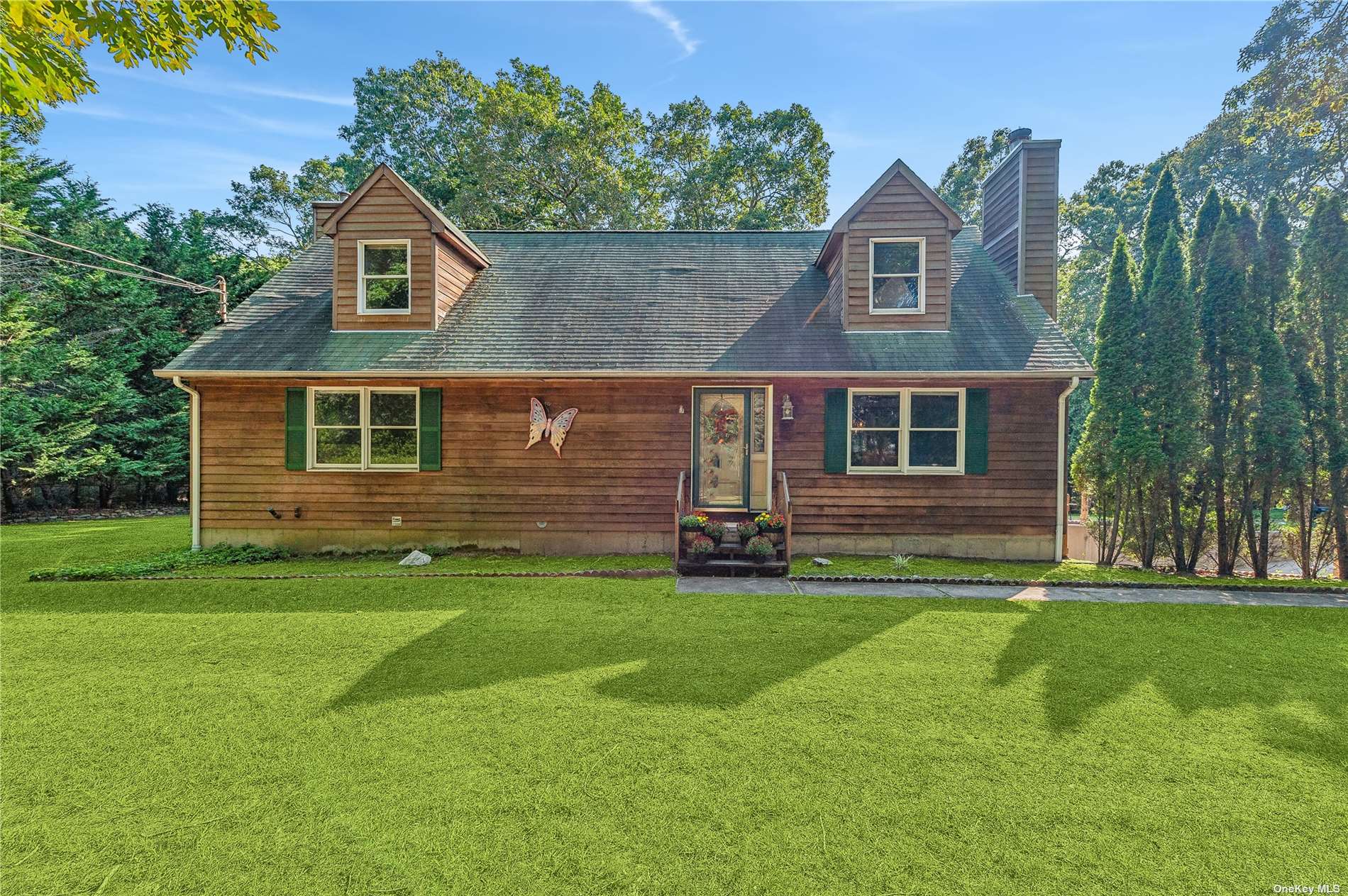 View Southampton, NY 11968 house