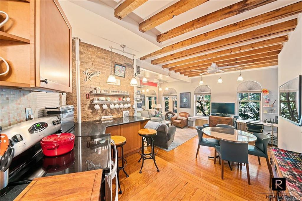 Photo 4 of 10 of 308 Mott Street 2-C co-op property