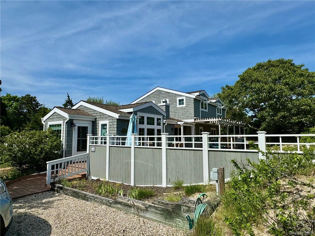 25 Mako Lane, East Hampton, New York image 3