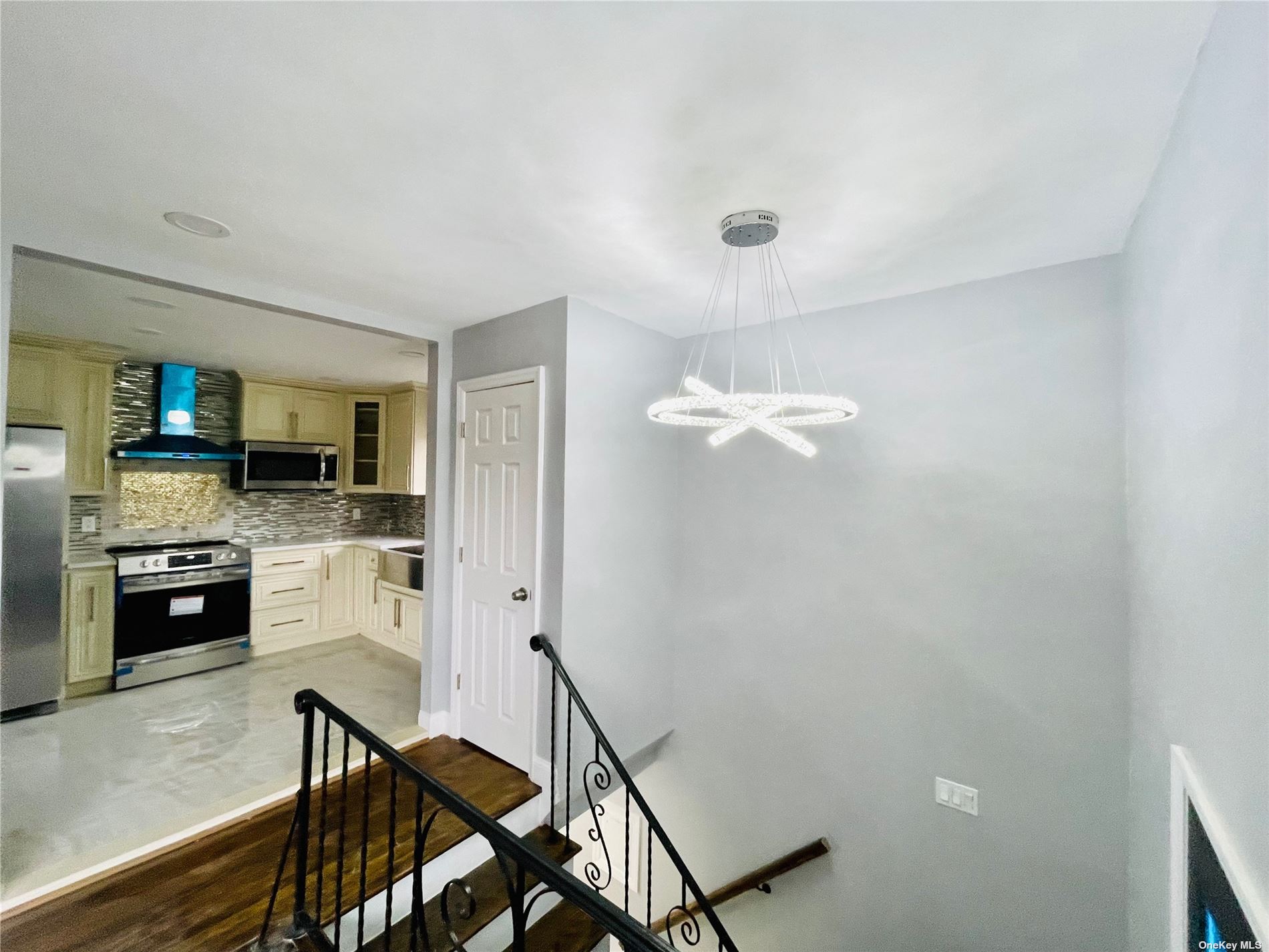 Photo 10 of 20 of 43 3rd Avenue house