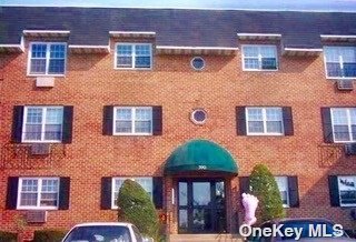 420 Maryland Avenue #3B, Staten Island, New York image 1