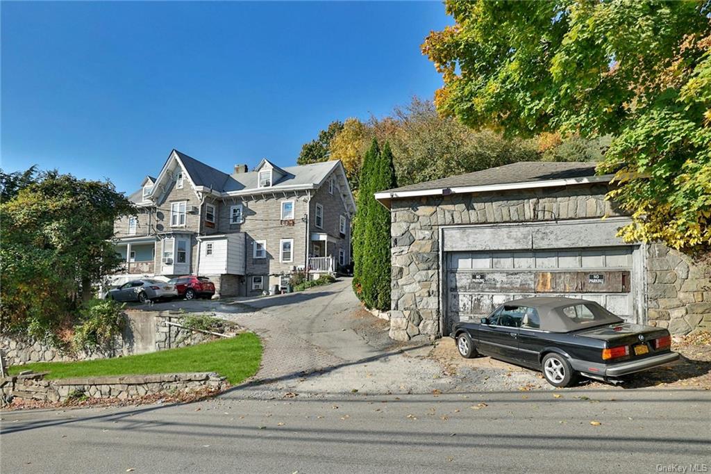 Peekskill, New York 10566, United States, ,Residential,Pending,34315