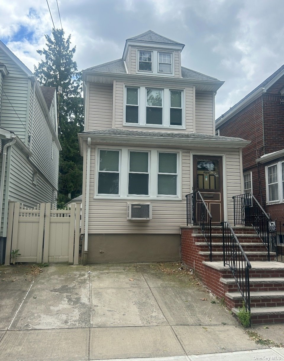 6516 80th Avenue, Glendale, Queens, NY - 3 Bedrooms  
1 Bathrooms  
6 Rooms - 