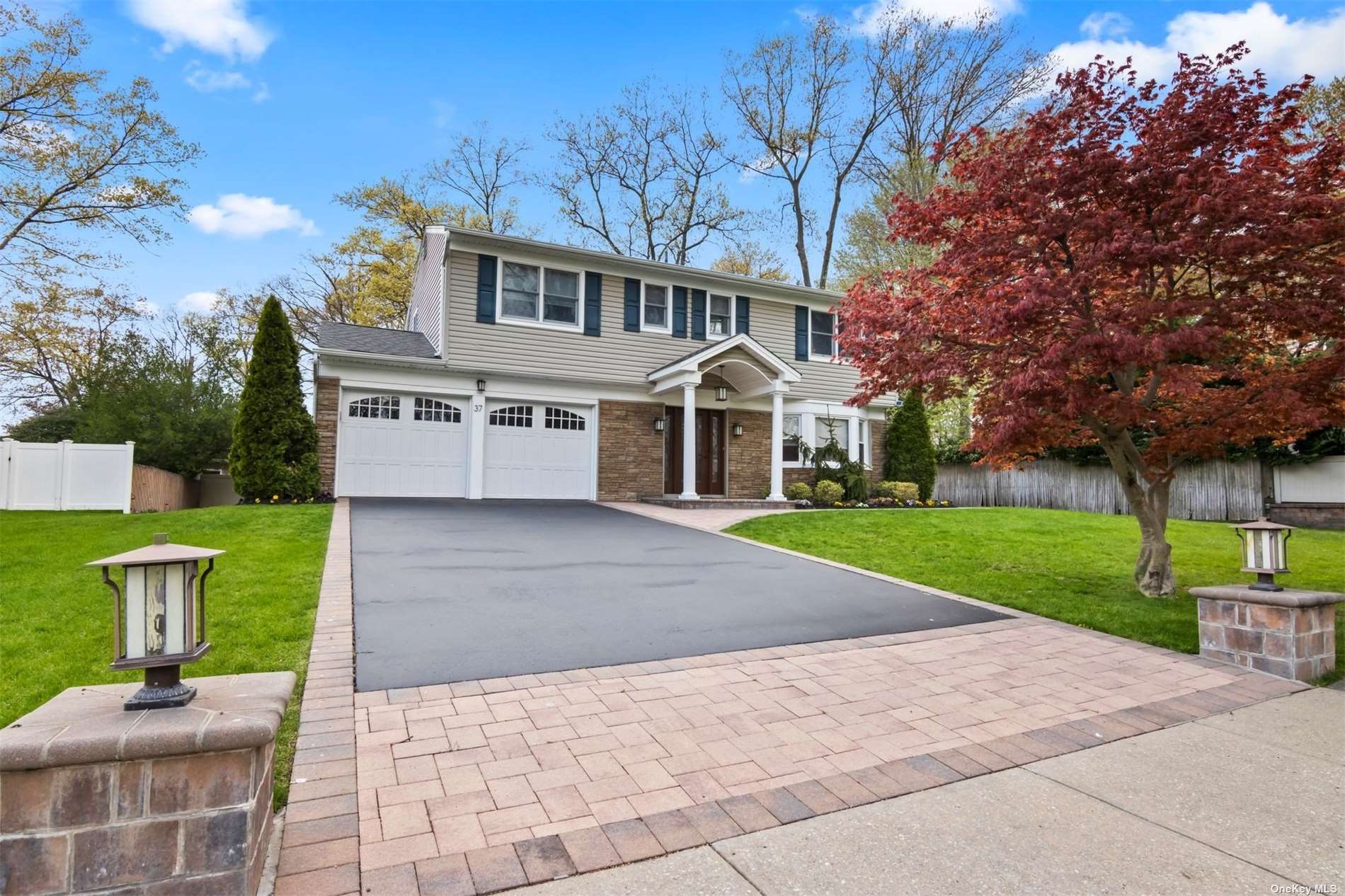 Property for Sale at 37 Tulipwood Drive, Commack, Hamptons, NY - Bedrooms: 4 
Bathrooms: 3  - $879,000