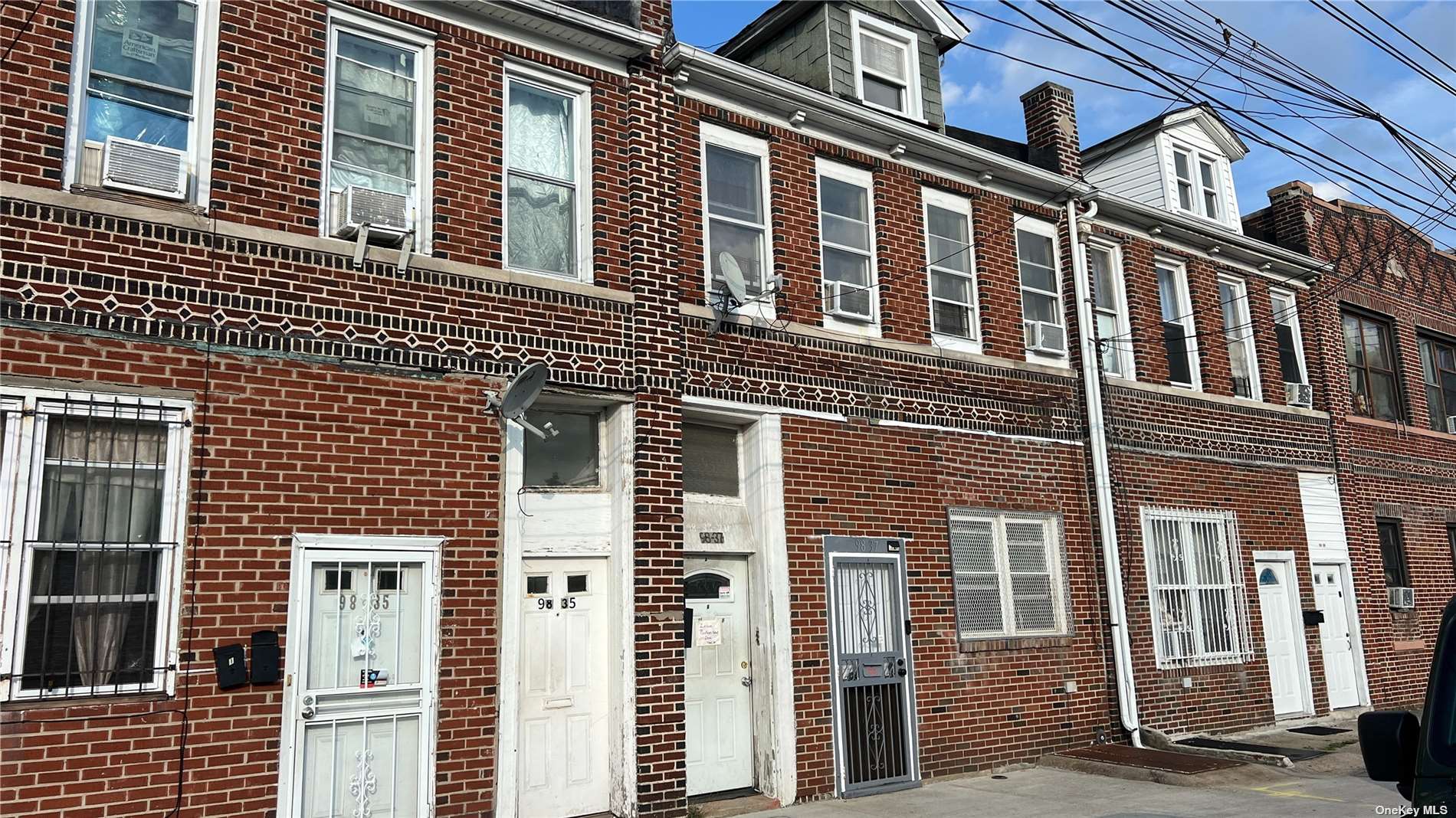 Property for Sale at 9835 211th Street, Queens Village, Queens, NY - Bedrooms: 4 
Bathrooms: 2 
Rooms: 12  - $858,000