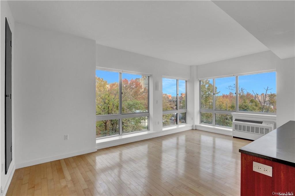 Property for Sale at 3585 Greystone Avenue 4C, Bronx, New York - Bedrooms: 2 
Bathrooms: 2 
Rooms: 7  - $639,999