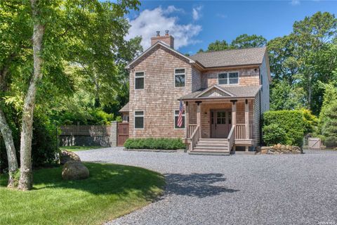 16 Pembroke Drive East Hampton NY 11937