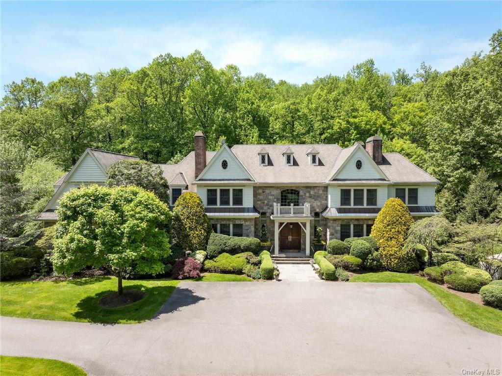 5 Vincent Lane, Armonk, New York - 5 Bedrooms  
7.5 Bathrooms  
14 Rooms - 