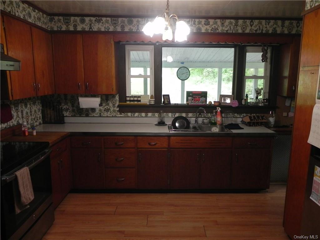 49 Neversink Drive, Port Jervis, New York image 12