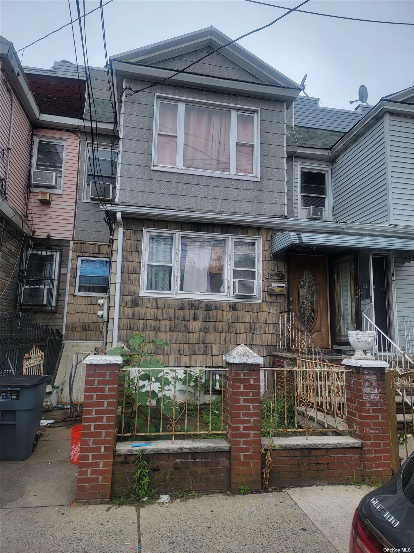 Property for Sale at 10112 81st Street, Ozone Park, Queens, NY - Bedrooms: 7 
Bathrooms: 3 
Rooms: 13  - $1,099,999