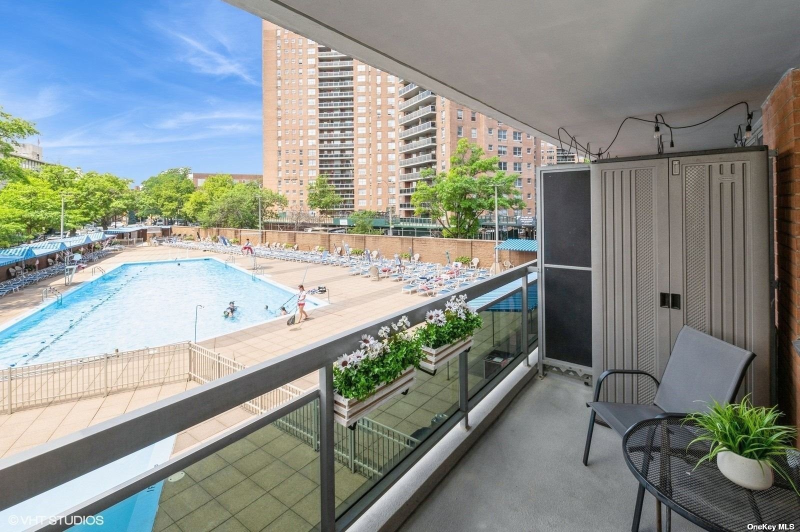 70-25 Yellowstone Boulevard #2T, Forest Hills, New York image 5