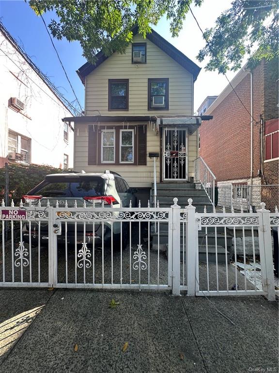 Property for Sale at 4158 Edson Avenue, Bronx, New York - Bedrooms: 2 
Bathrooms: 1 
Rooms: 6  - $550,000
