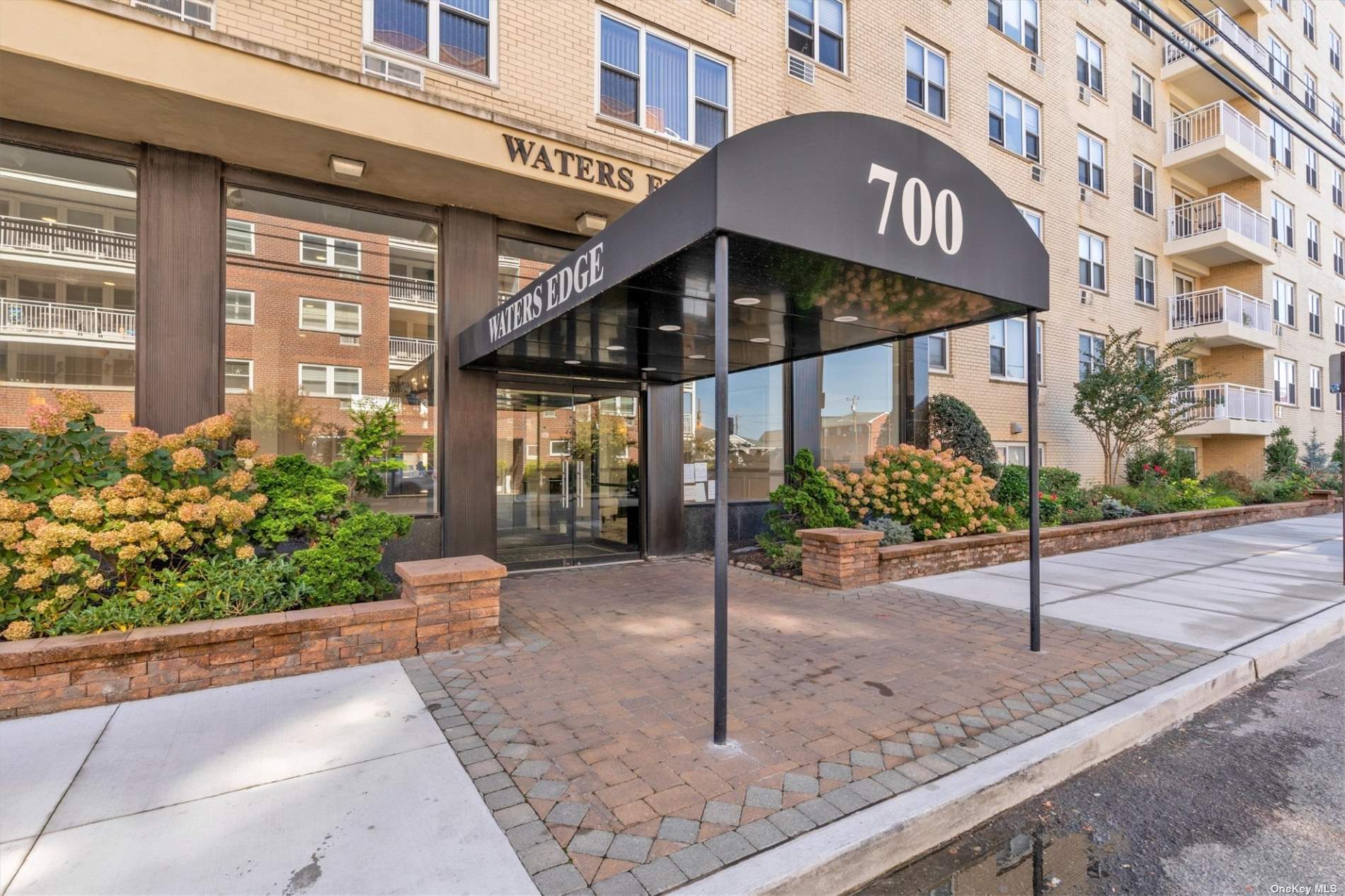 700 Shore Road #3L, Long Beach, New York image 1