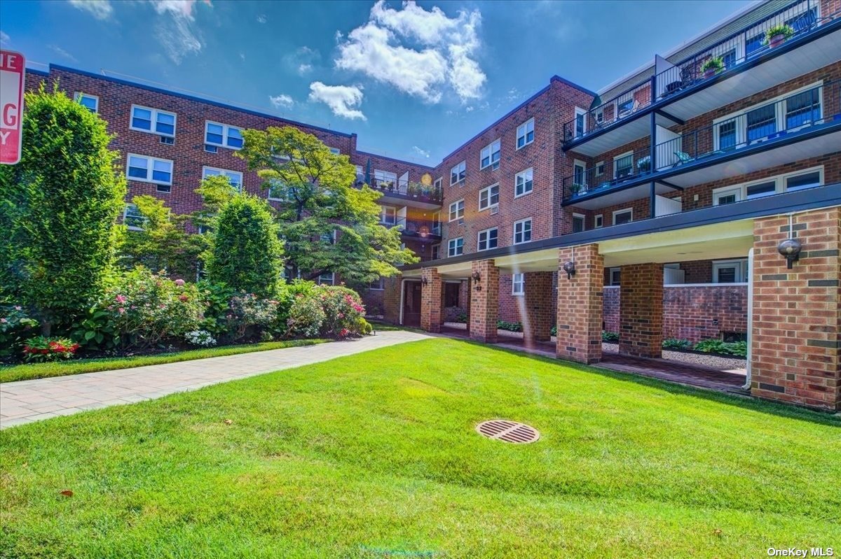 30 Pearsall Avenue #4L, Glen Cove, New York image 35