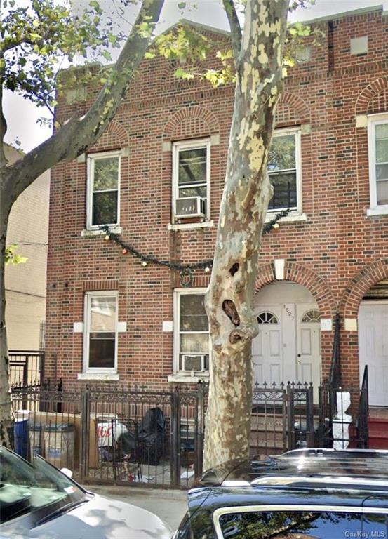 Property for Sale at 1027 Ward Avenue, Bronx, New York - Bedrooms: 5 
Bathrooms: 3  - $965,000