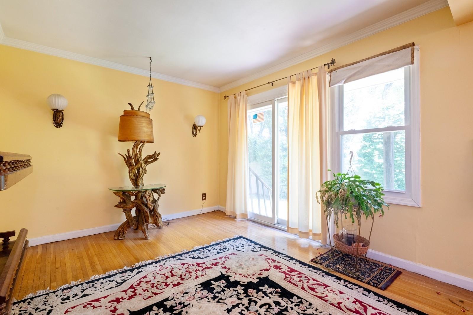 243 Taylor Road, West Hempstead, New York image 8