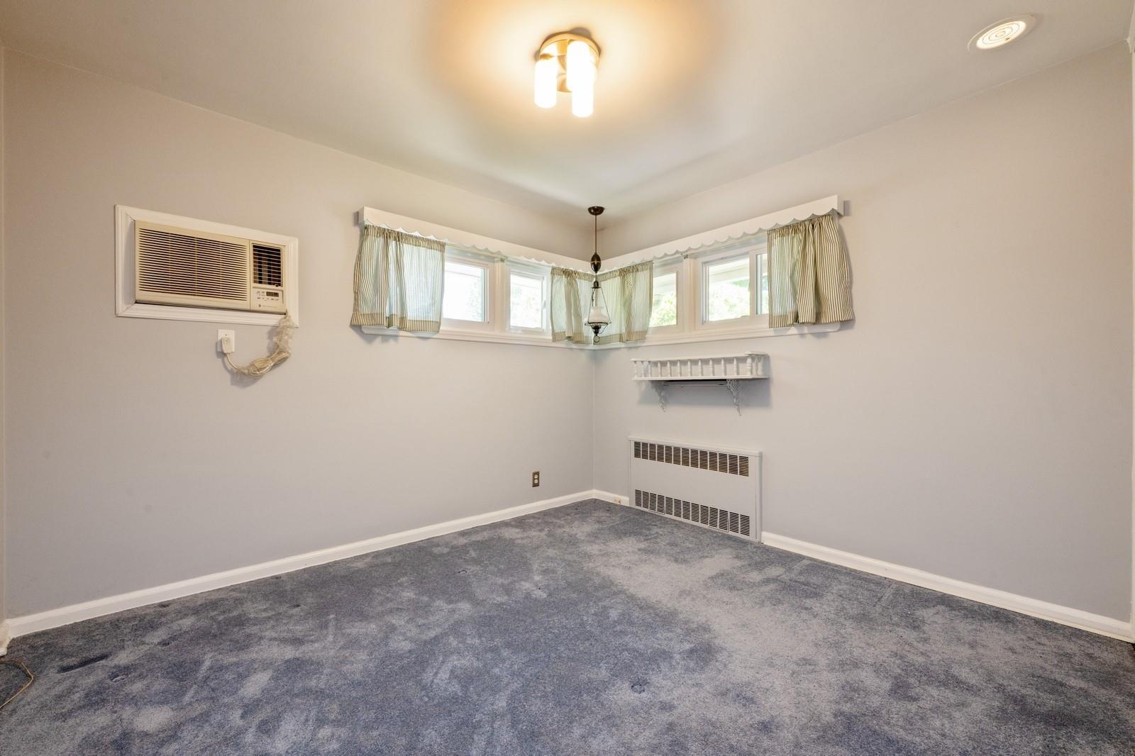243 Taylor Road, West Hempstead, New York image 20