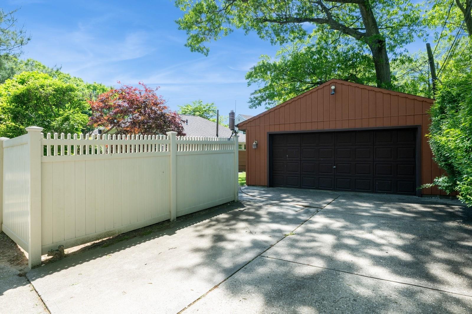 243 Taylor Road, West Hempstead, New York image 27