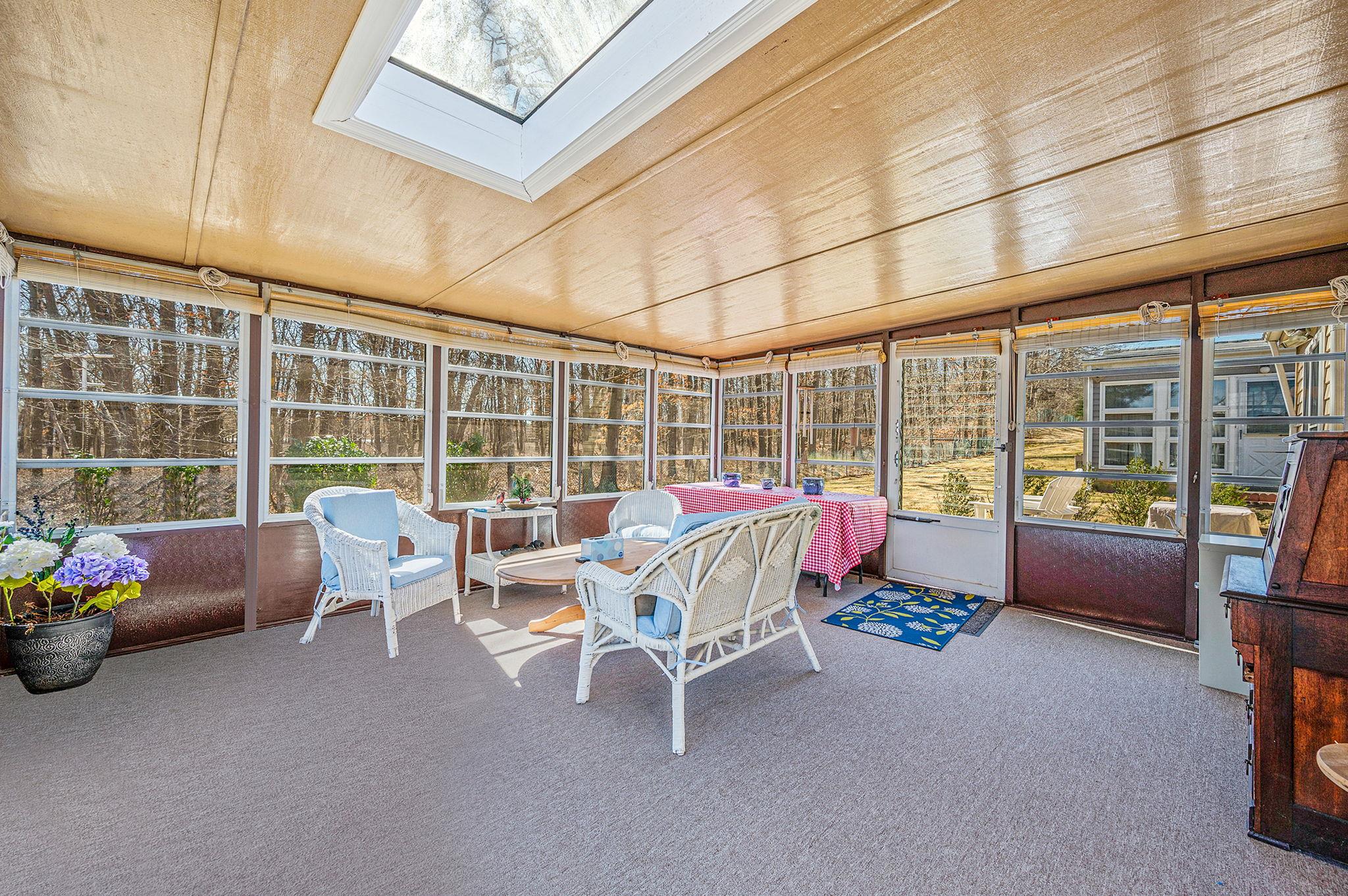 517 Lancaster Court, Ridge, New York image 19