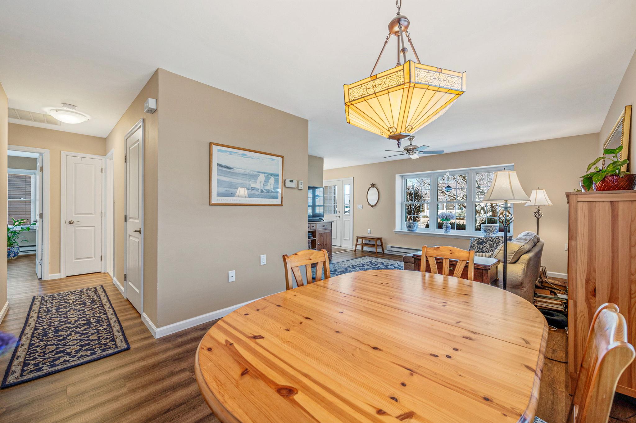 517 Lancaster Court, Ridge, New York image 8