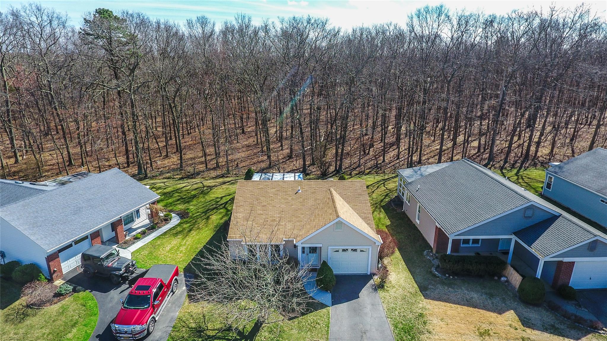517 Lancaster Court, Ridge, New York image 26