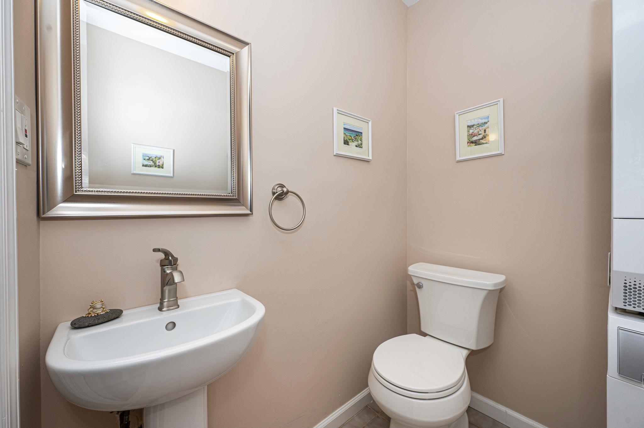 517 Lancaster Court, Ridge, New York image 17