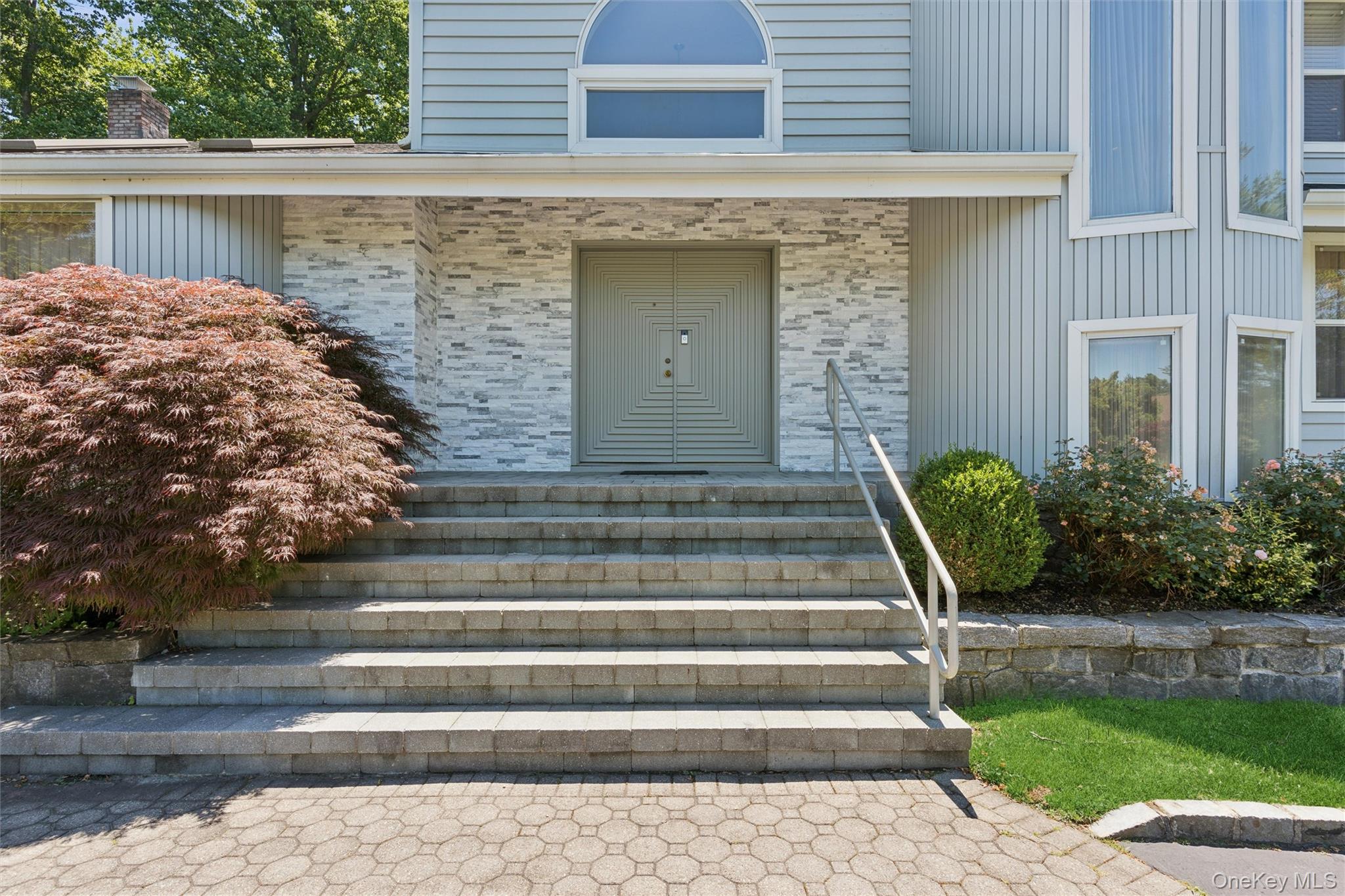 2 Greenwood Lane