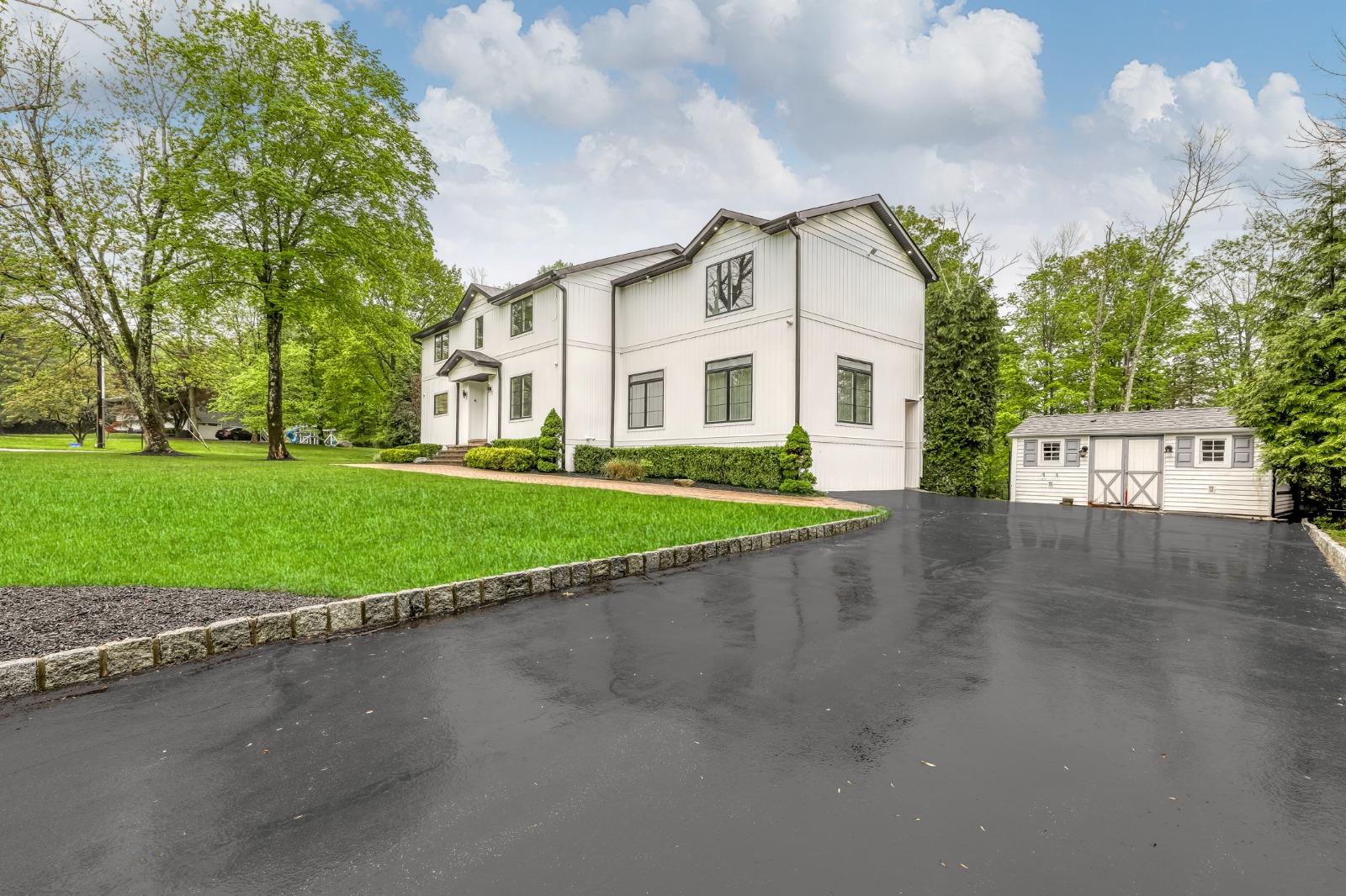 25 Hidden Valley Drive, Suffern, New York image 3