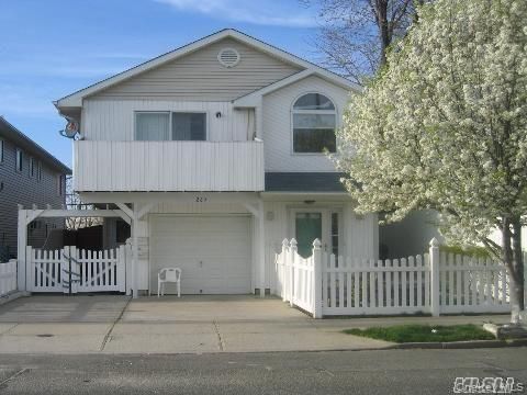 265 E Pine Street Long Beach NY 11561