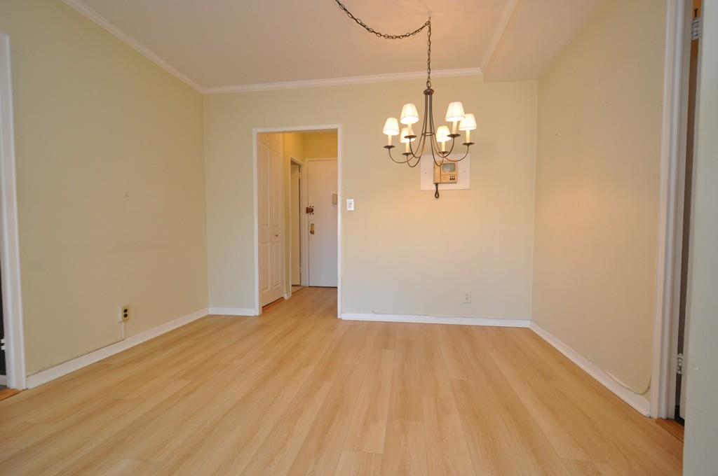 Eastchester, New York 10583, United States, 1 Bedroom Bedrooms, ,2 BathroomsBathrooms,Residential,Active,88338