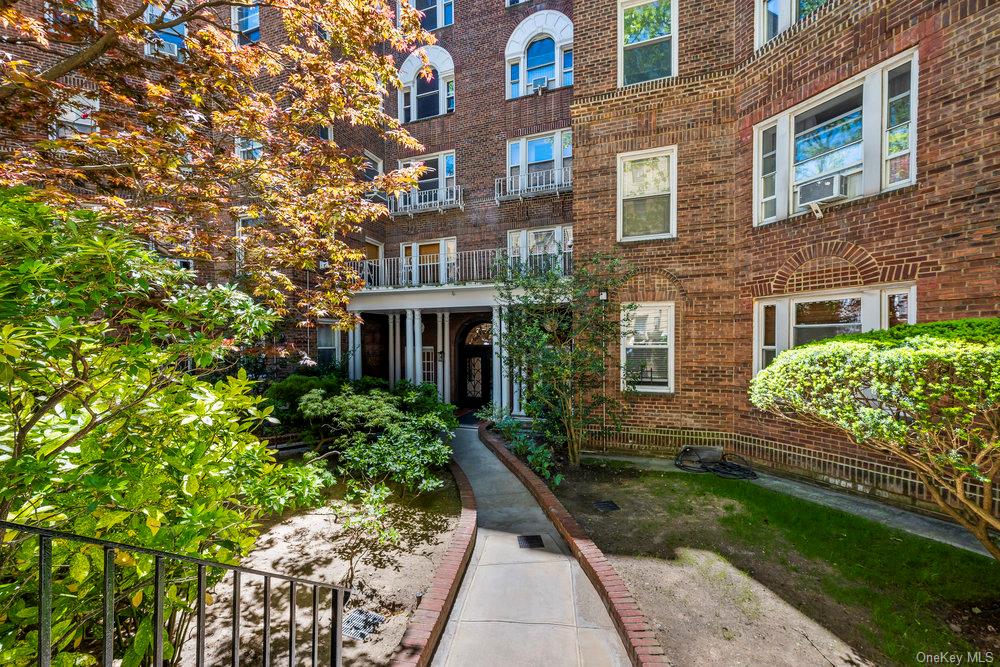 12416 84th Road #1D, Kew Gardens, New York image 19
