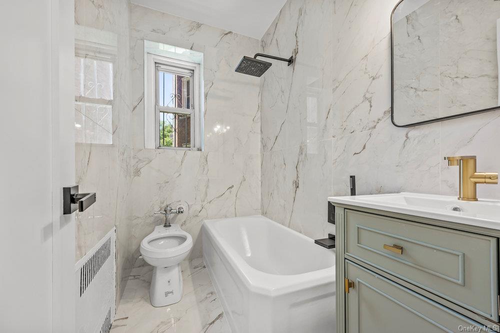 12416 84th Road #1D, Kew Gardens, New York image 16