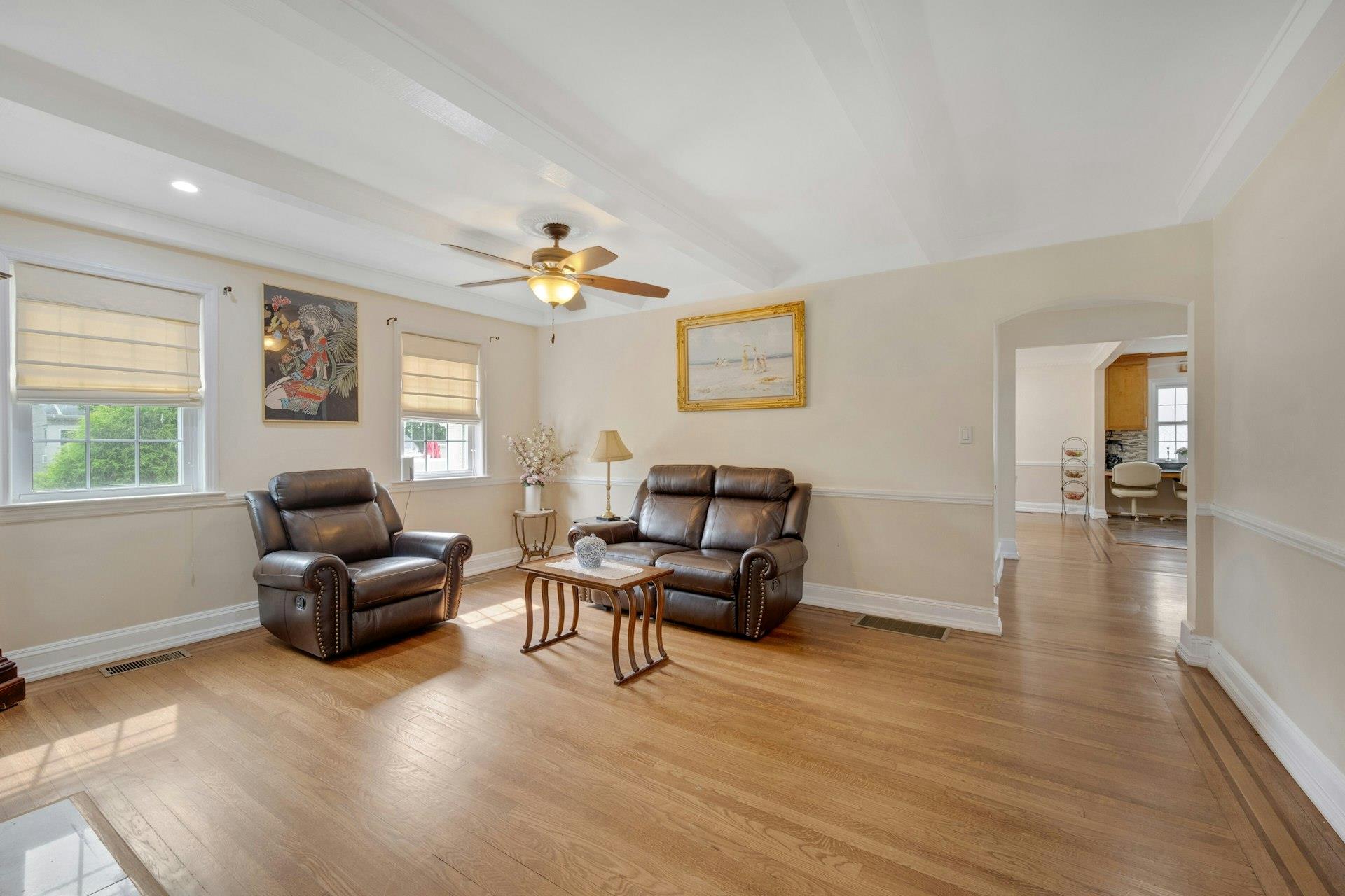 New Rochelle, New York 10801, United States, 5 Bedrooms Bedrooms, ,4 BathroomsBathrooms,Residential,Active,151802