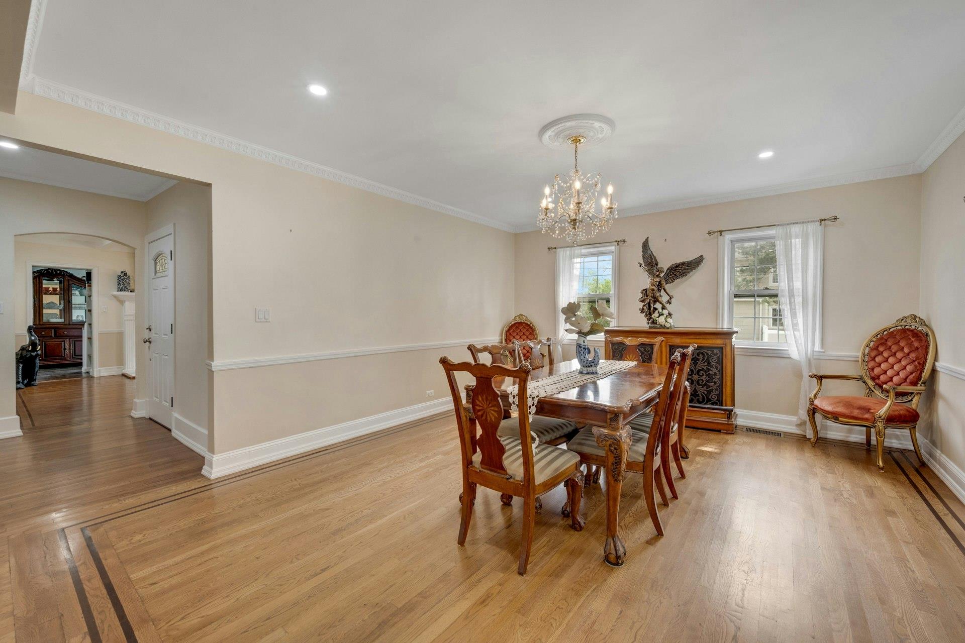 New Rochelle, New York 10801, United States, 5 Bedrooms Bedrooms, ,4 BathroomsBathrooms,Residential,Active,151802