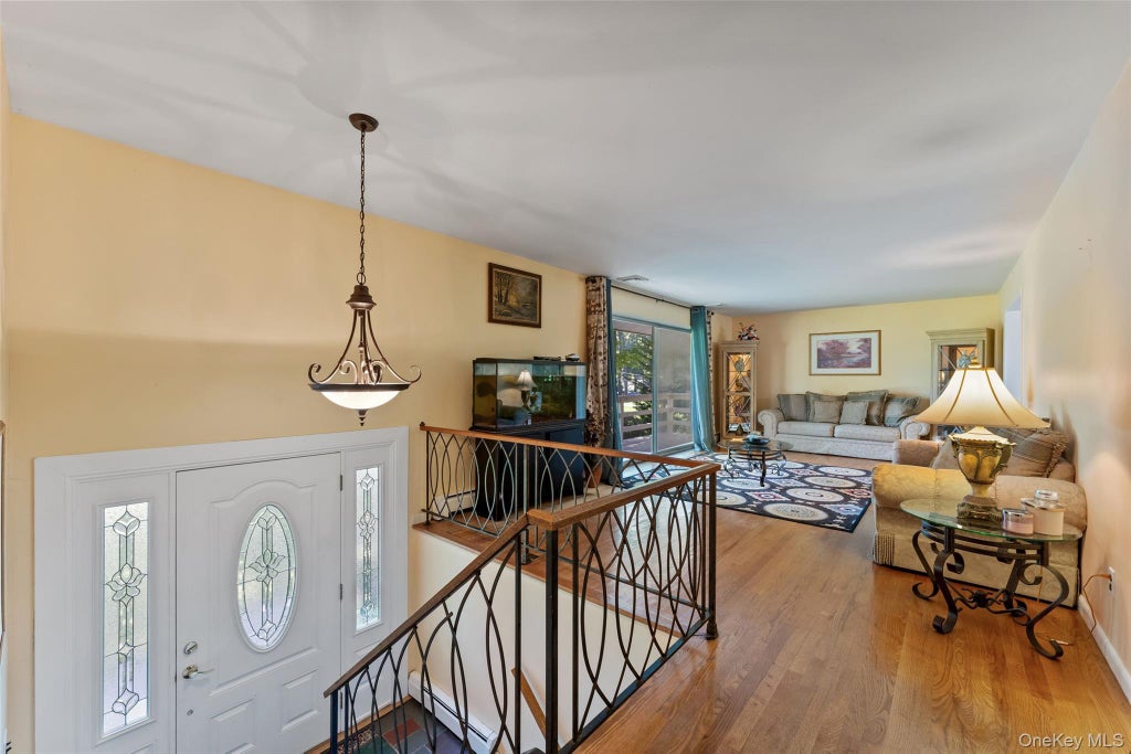 Photo of 182 Geymer Drive, Mahopac, NY 10541 (MLS # 1034773)