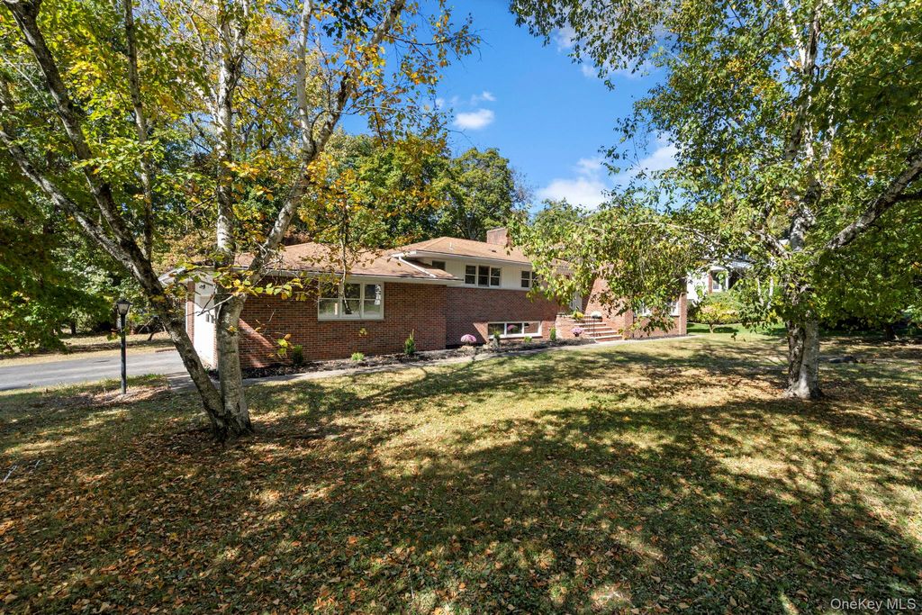 Photo of 37 Cathy Road, Poughkeepsie, NY 12603 (MLS # 922694)