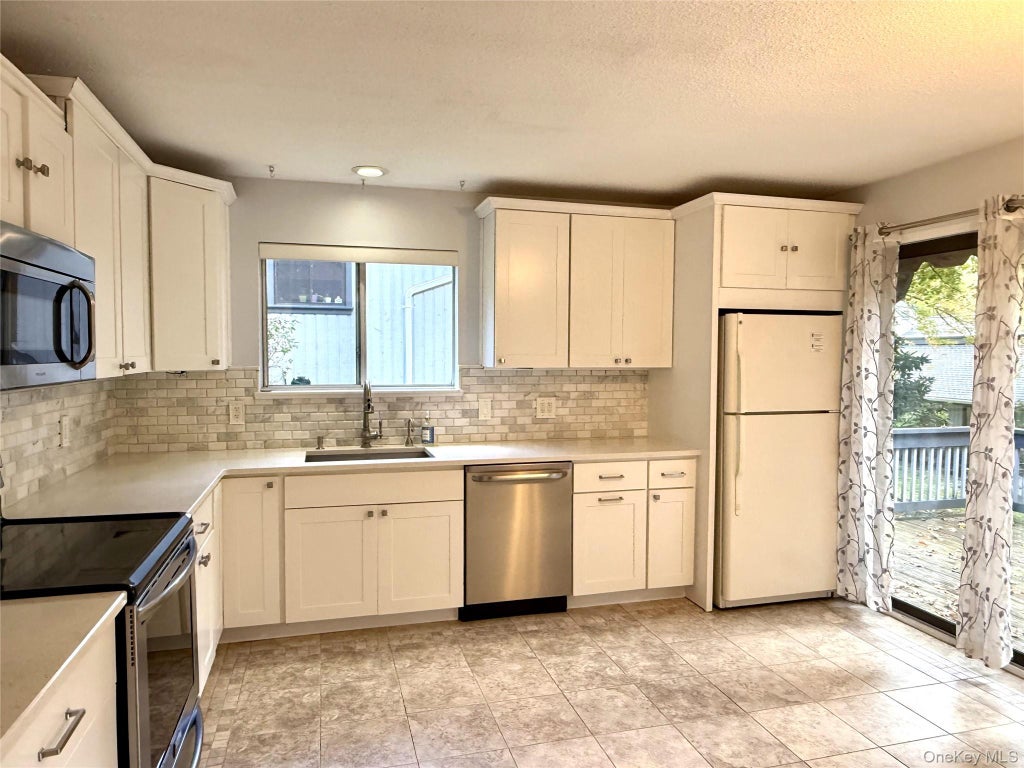 Photo of 364A Heritage Hills, Somers, NY 10589 (MLS # 1060798)