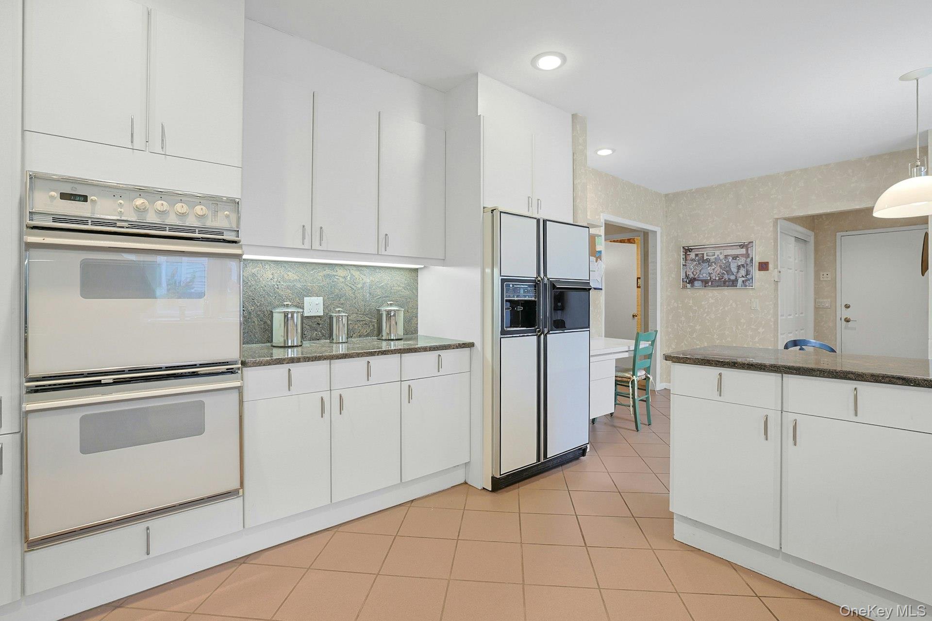 White Plains, New York 10605, United States, 3 Bedrooms Bedrooms, ,3 BathroomsBathrooms,Residential,Coming Soon,239772