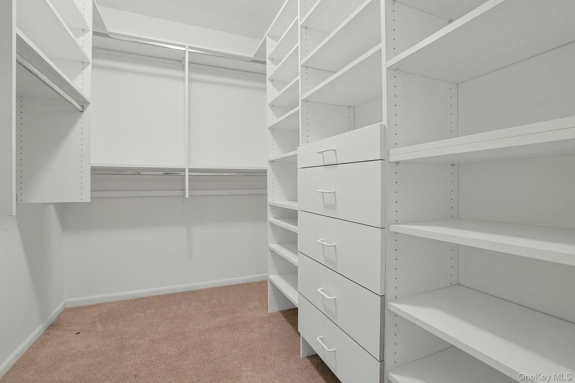 White Plains, New York 10605, United States, 3 Bedrooms Bedrooms, ,3 BathroomsBathrooms,Residential,Coming Soon,239772