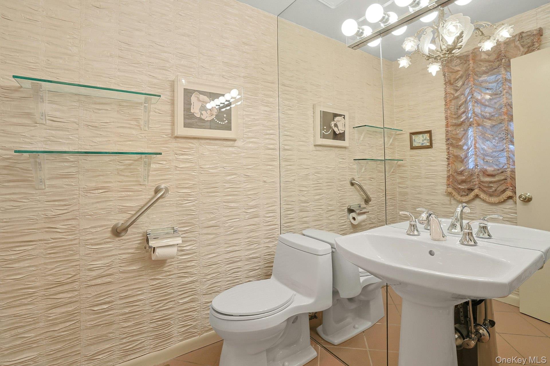 White Plains, New York 10605, United States, 3 Bedrooms Bedrooms, ,3 BathroomsBathrooms,Residential,Coming Soon,239772