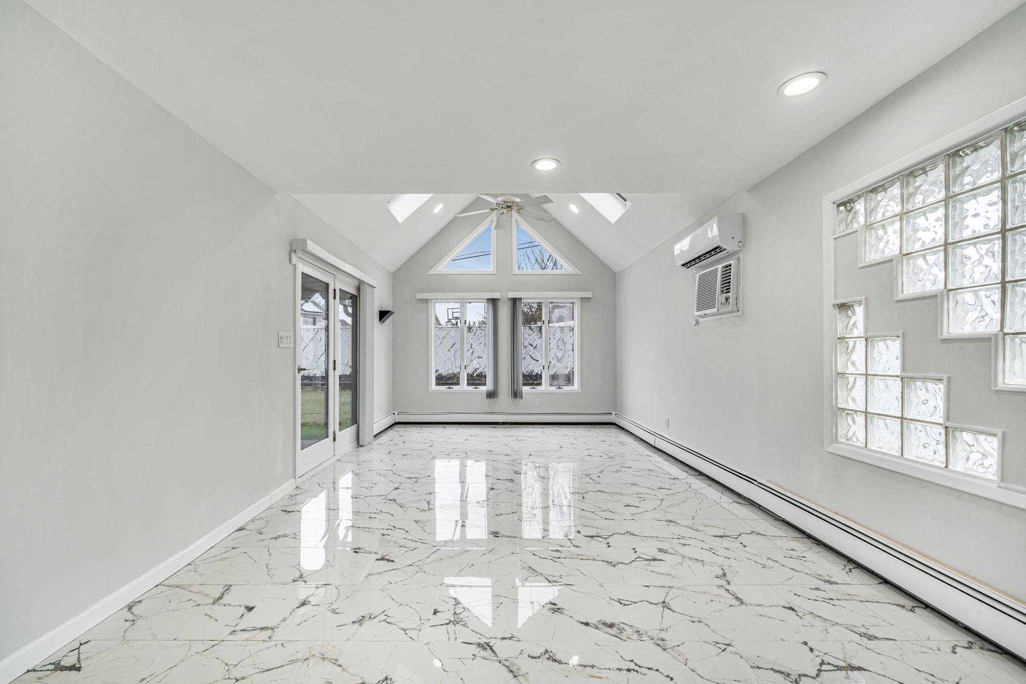 173 Bloomingdale Road, Levittown, New York image 4