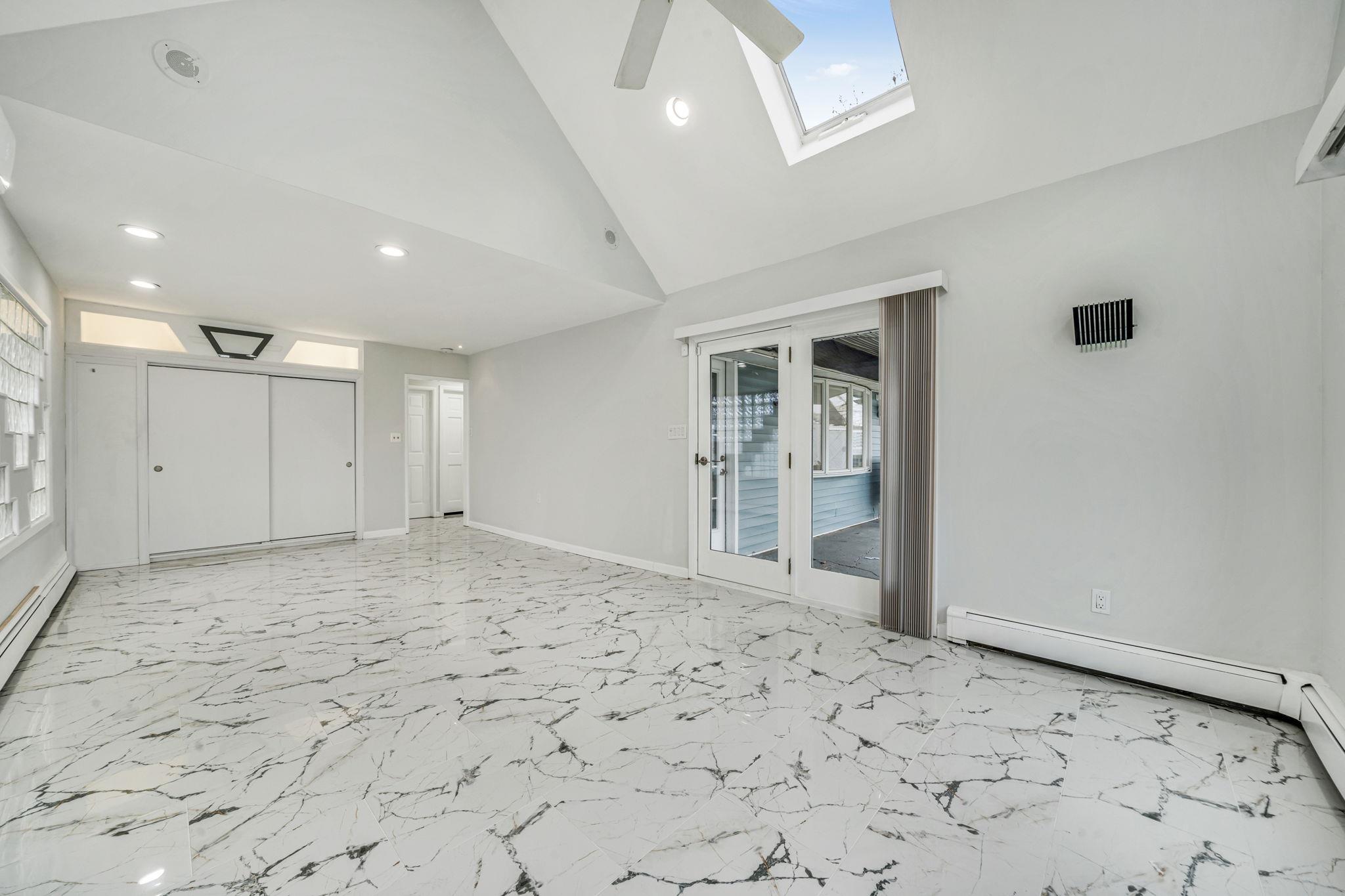 173 Bloomingdale Road, Levittown, New York image 6