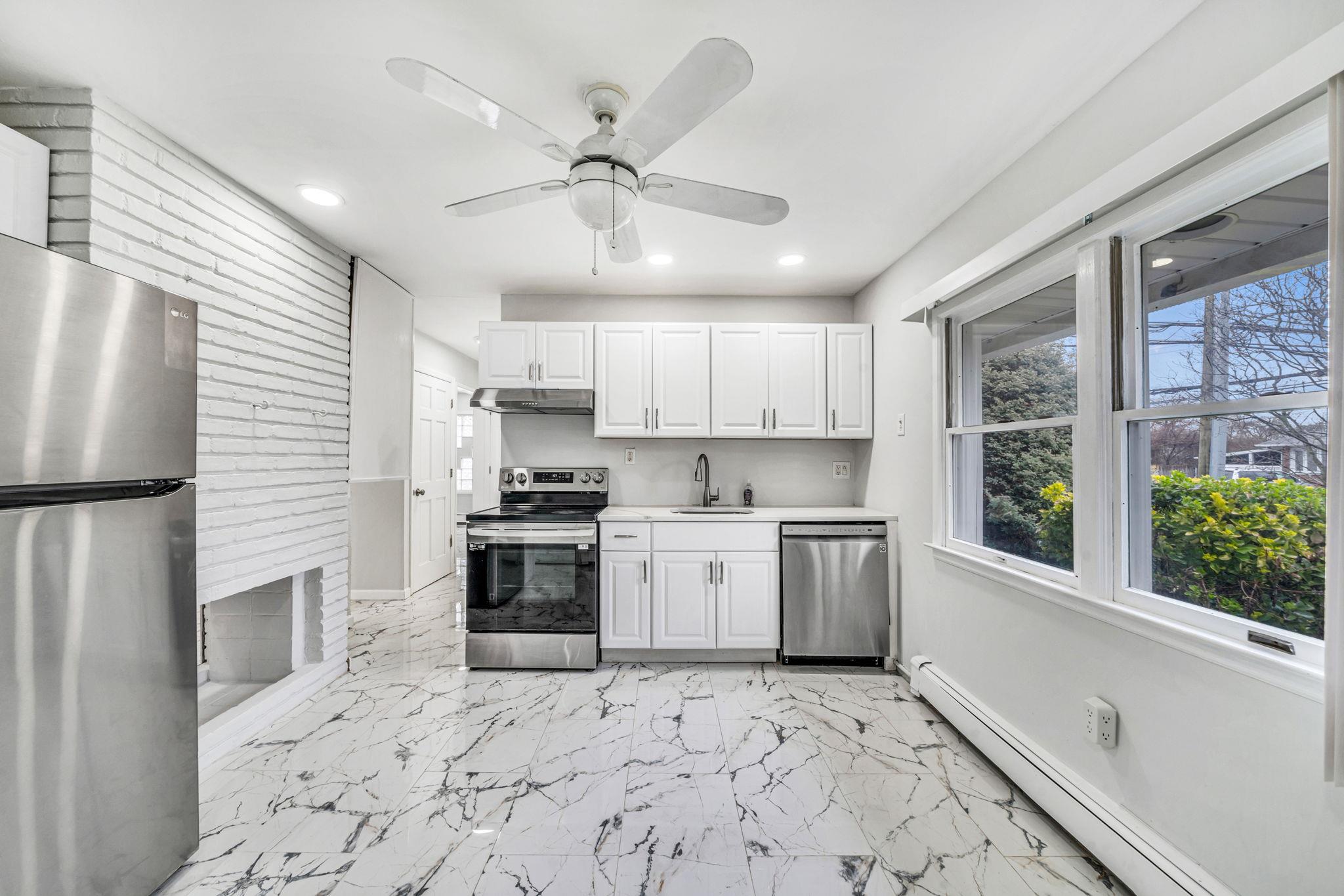173 Bloomingdale Road, Levittown, New York image 8