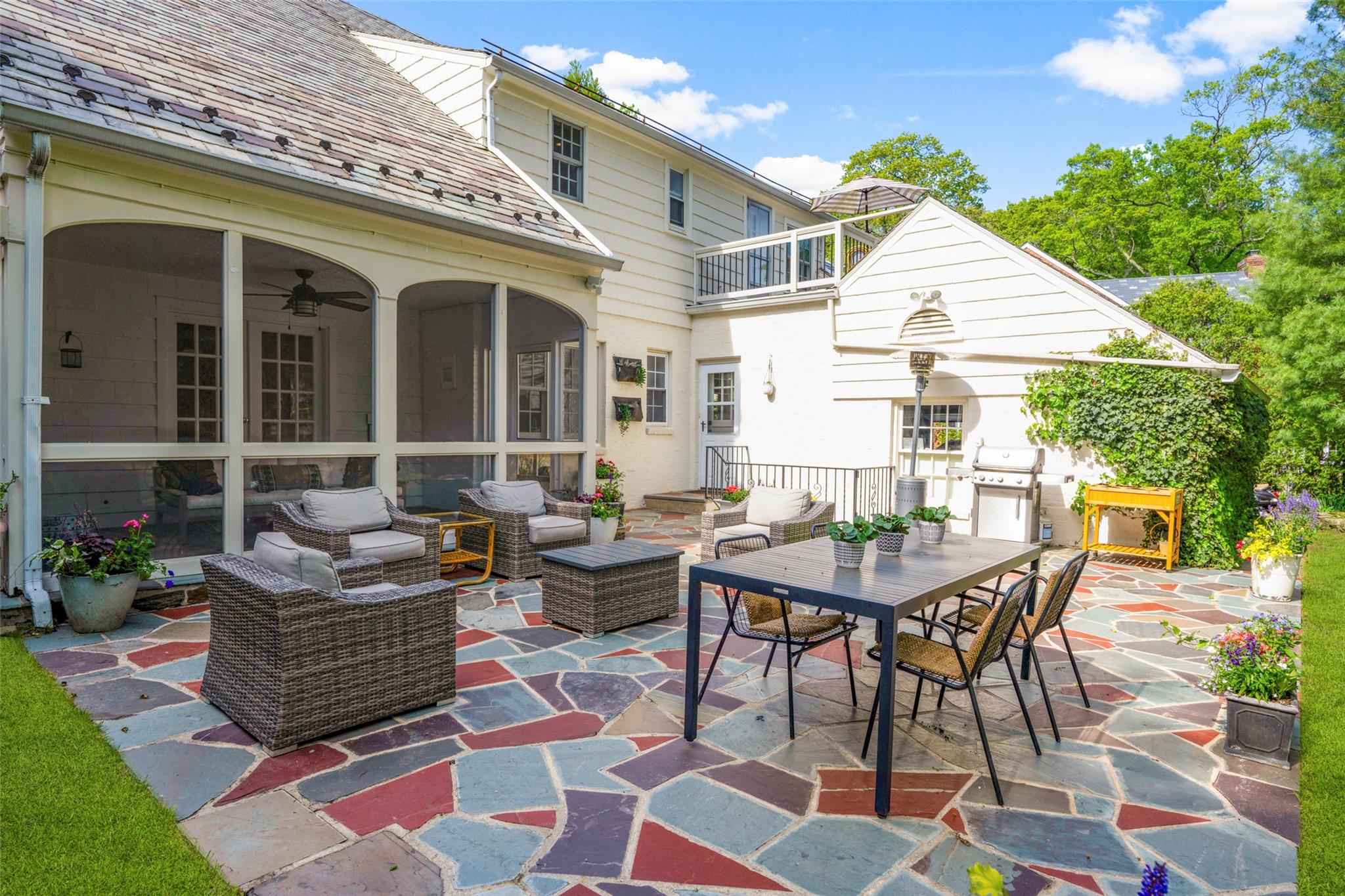 1 Eck Place, New Rochelle, New York image 32