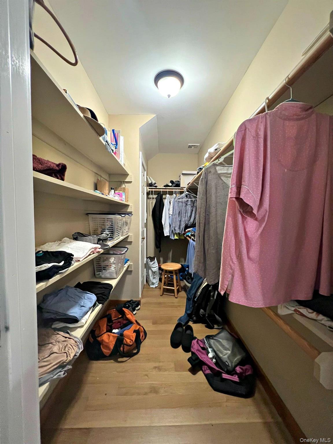 Pine Plains, New York 12567, United States, 3 Bedrooms Bedrooms, ,2 BathroomsBathrooms,Residential,Active,218323