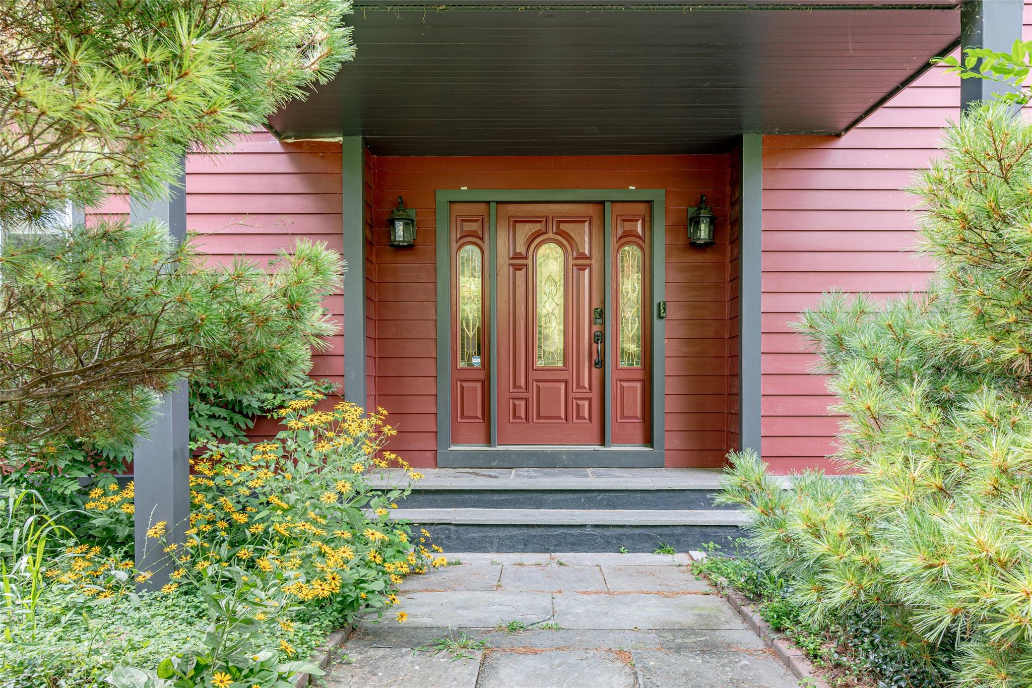 37 Patricia Drive, Pleasant Valley, New York image 3