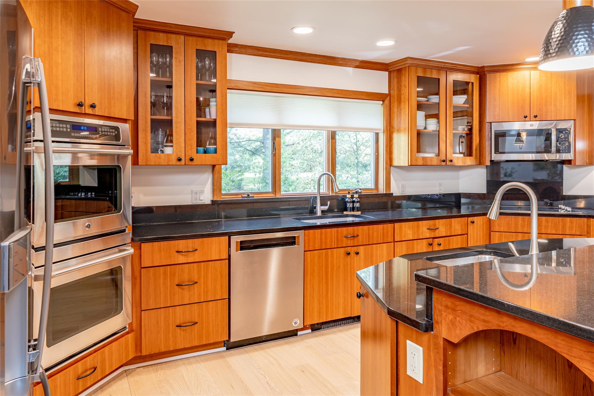 37 Patricia Drive, Pleasant Valley, New York image 10