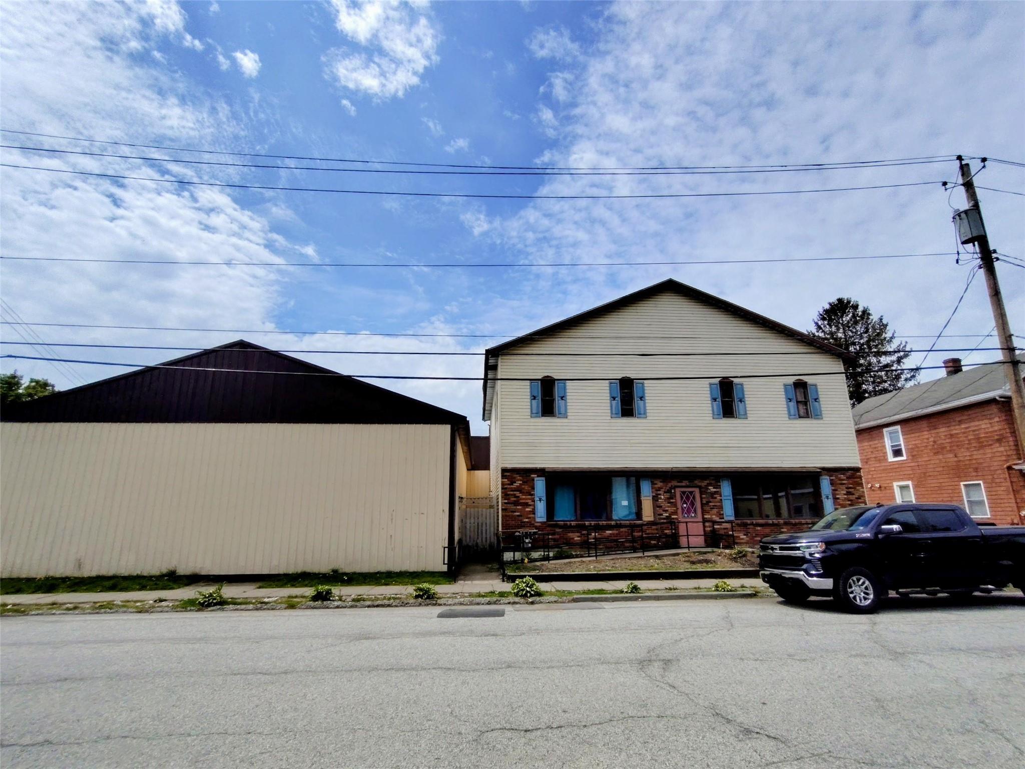 157 Ball Street