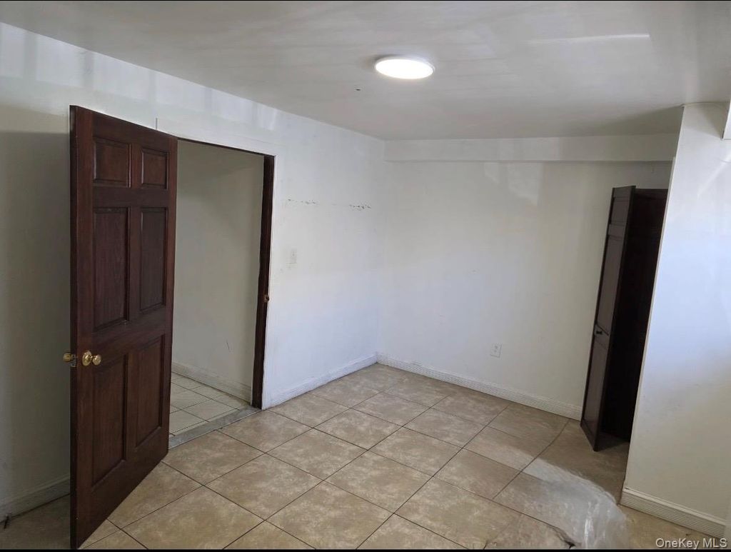 Photo of 1729 Barnes Avenue #1, Bronx, NY 10462 (MLS # 998988)